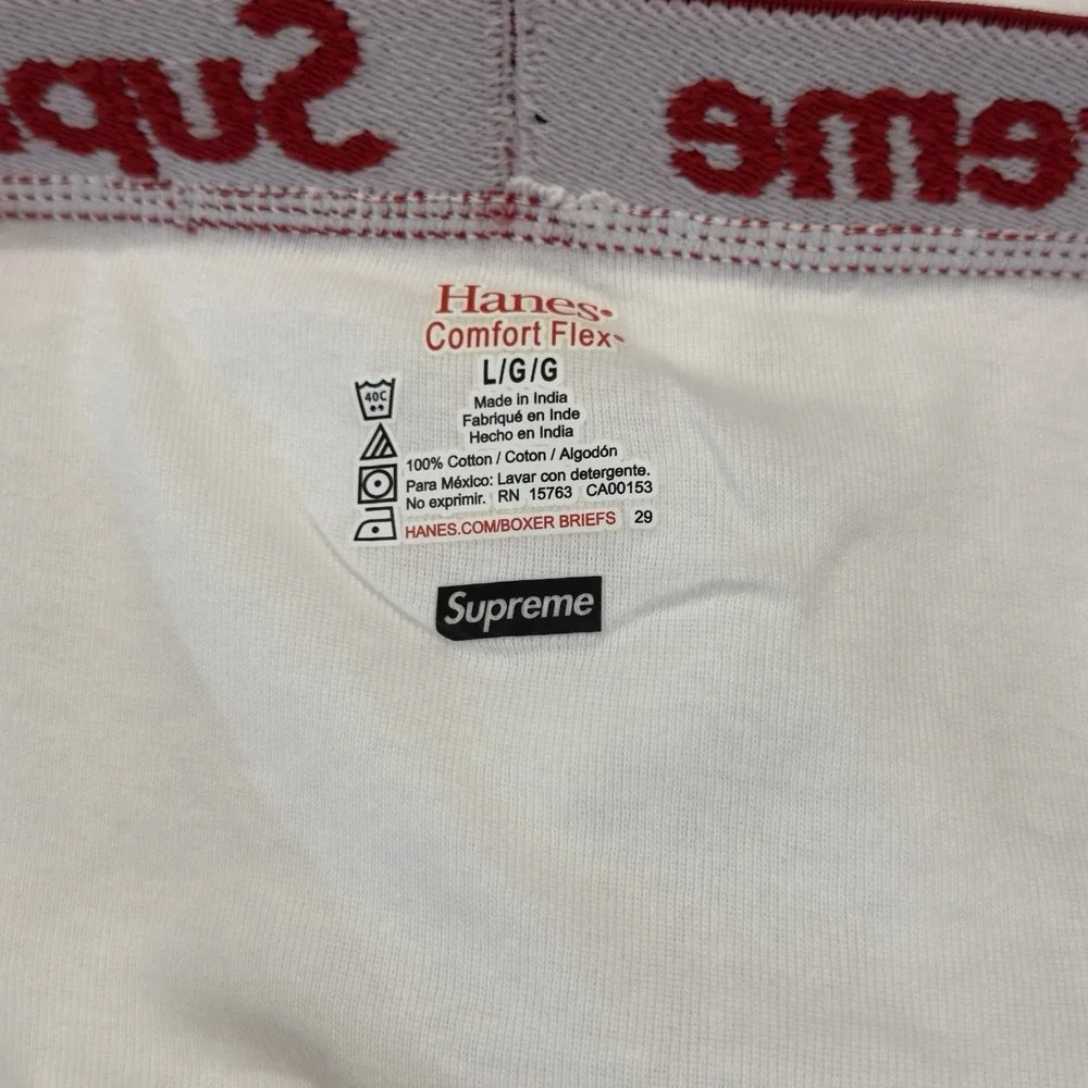 Supreme x Hanes Pack of 4 NEW Men's Size Large White 100%‎ Cotton Boxer Briefs